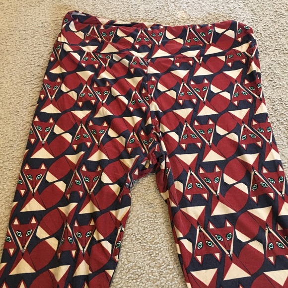 Lularoe fox leggings - TC - Picture 2 of 4